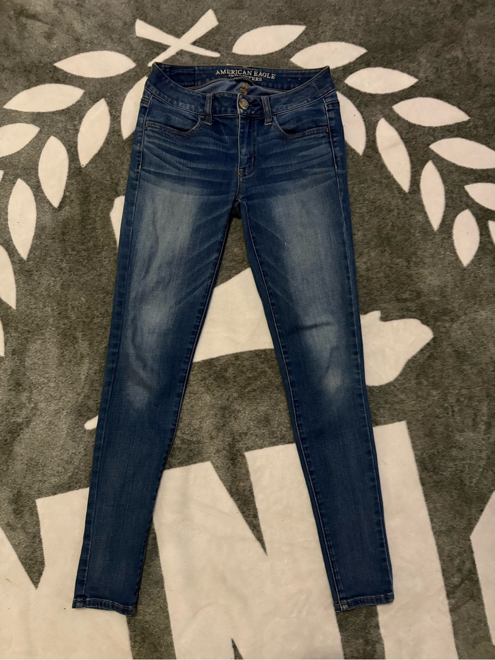 American Eagle Outfitters Blue Skinny Jeans - Faded Wash